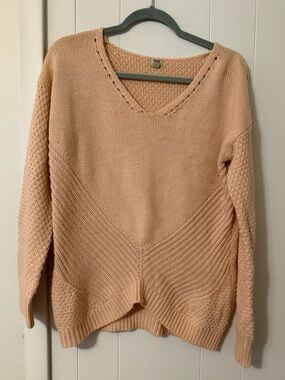True Craft Peach V-Neck Textured Knit Sweater